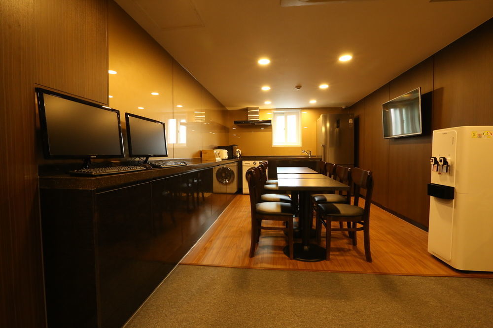 Philstay Dongdaemun Avenue Seoul Exterior photo